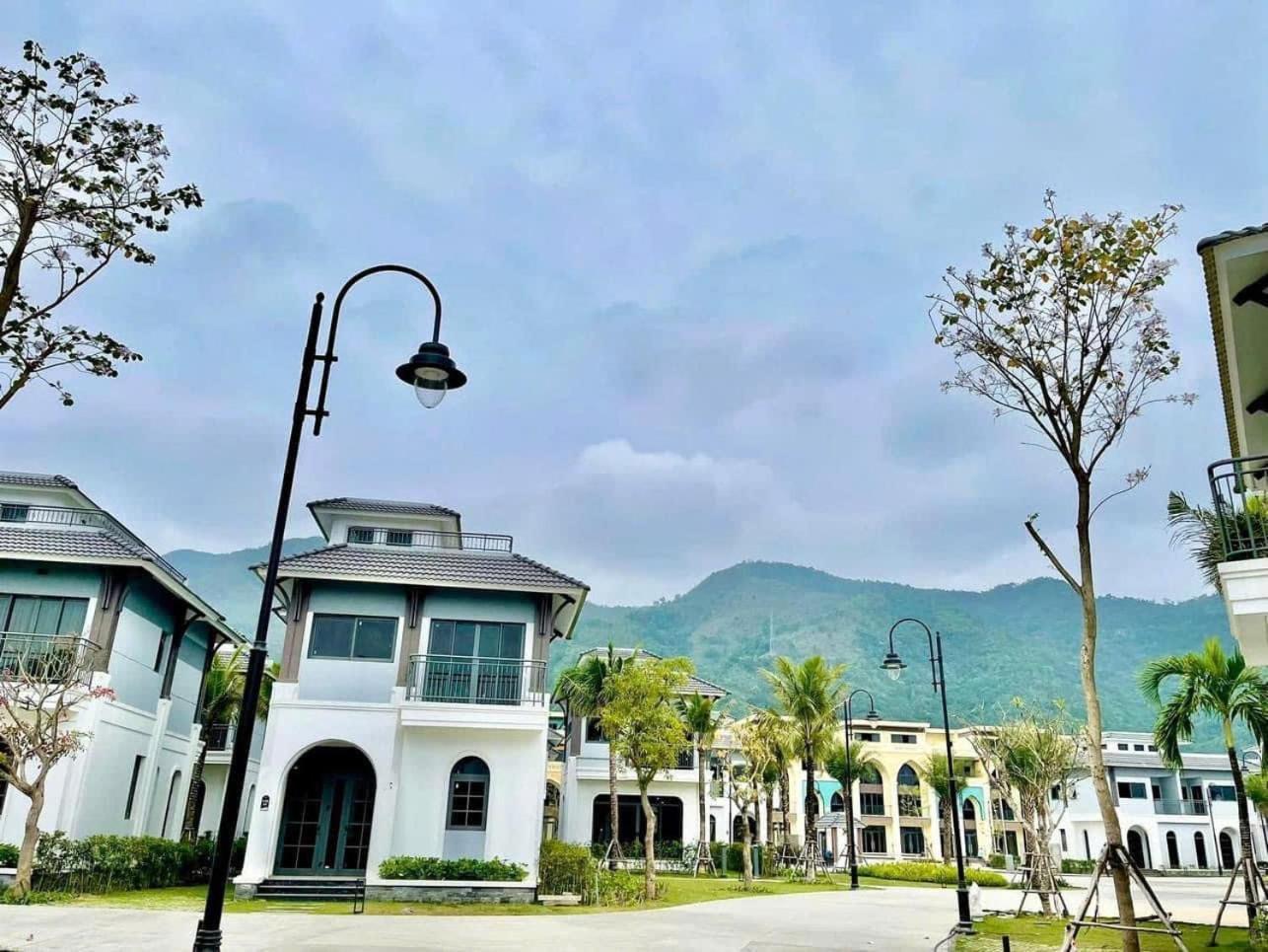 Dahlia Villa - Sonasea Van Don Harbor City Cai Rong Exteriör bild